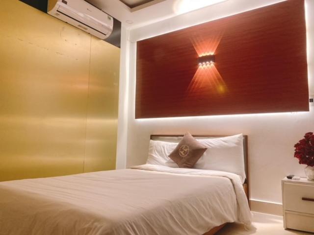 Poetic Hue Hotel & Spa Exterior photo