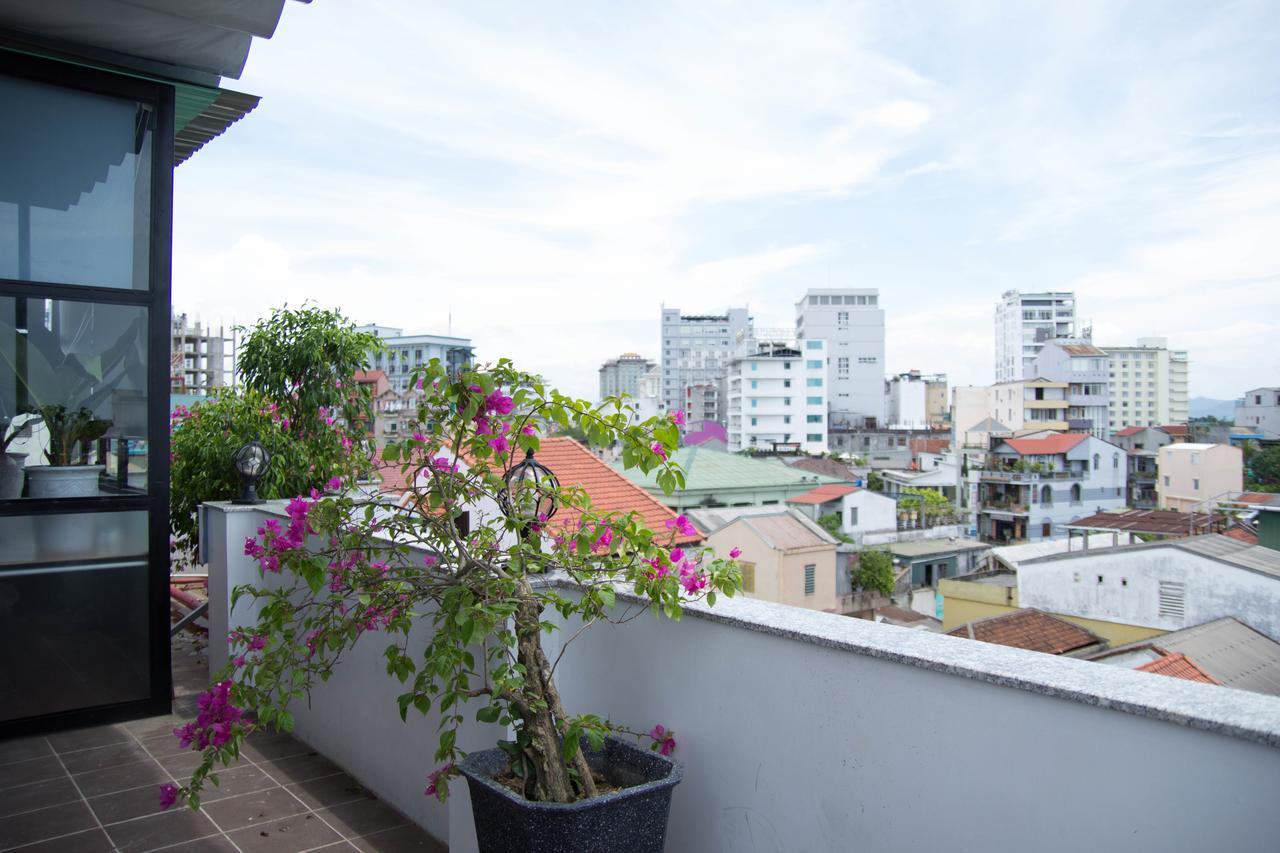 Poetic Hue Hotel & Spa Exterior photo