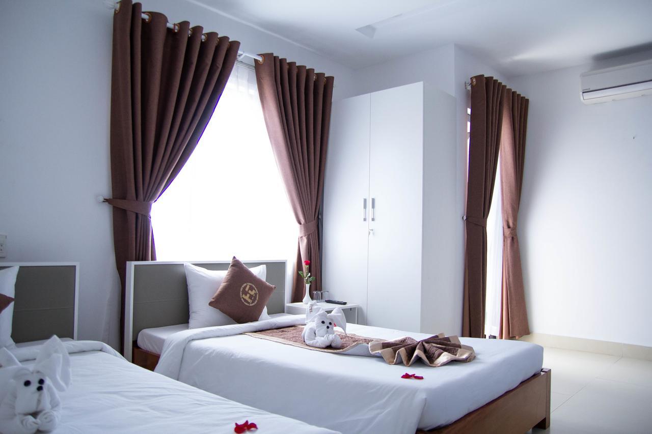 Poetic Hue Hotel & Spa Exterior photo