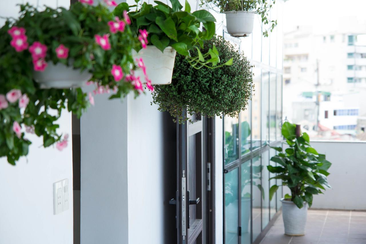 Poetic Hue Hotel & Spa Exterior photo